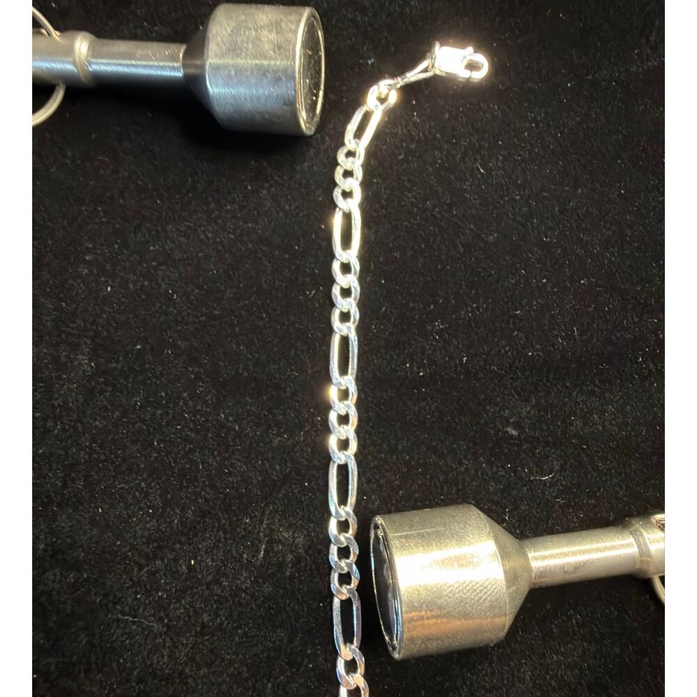 Solid 925 Italian Sterling Silver Figaro Bracelet 8" Long 4.5 Millimeter - Picture 5 of 7